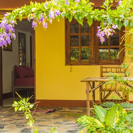 Ban Sabai Sabai Guest House Kanchanaburi by Rom bilde